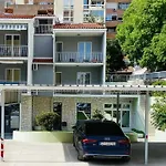 Apartmens And Madunic V 3* ספליט