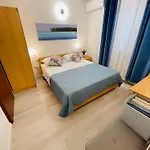 Apartmens And Madunic V 3*