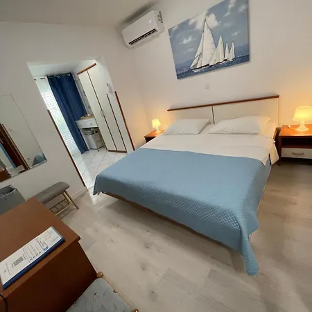 Apartmens And Madunic V Maison d'hôtes 3*