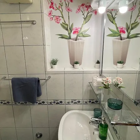 Apartmens And Madunic V