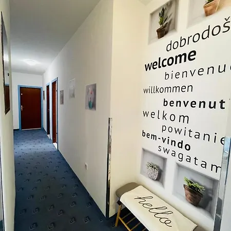 Affittacamere Apartmens And Madunic V *